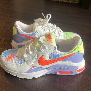 Women’s Size 9 Nike Air Max